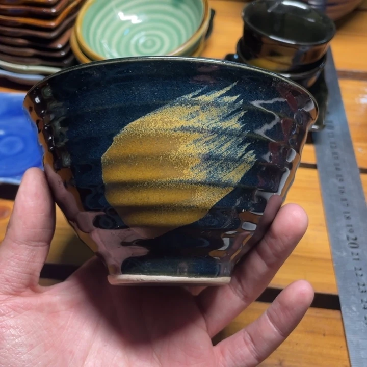 盘瓷器微瑕不退不换