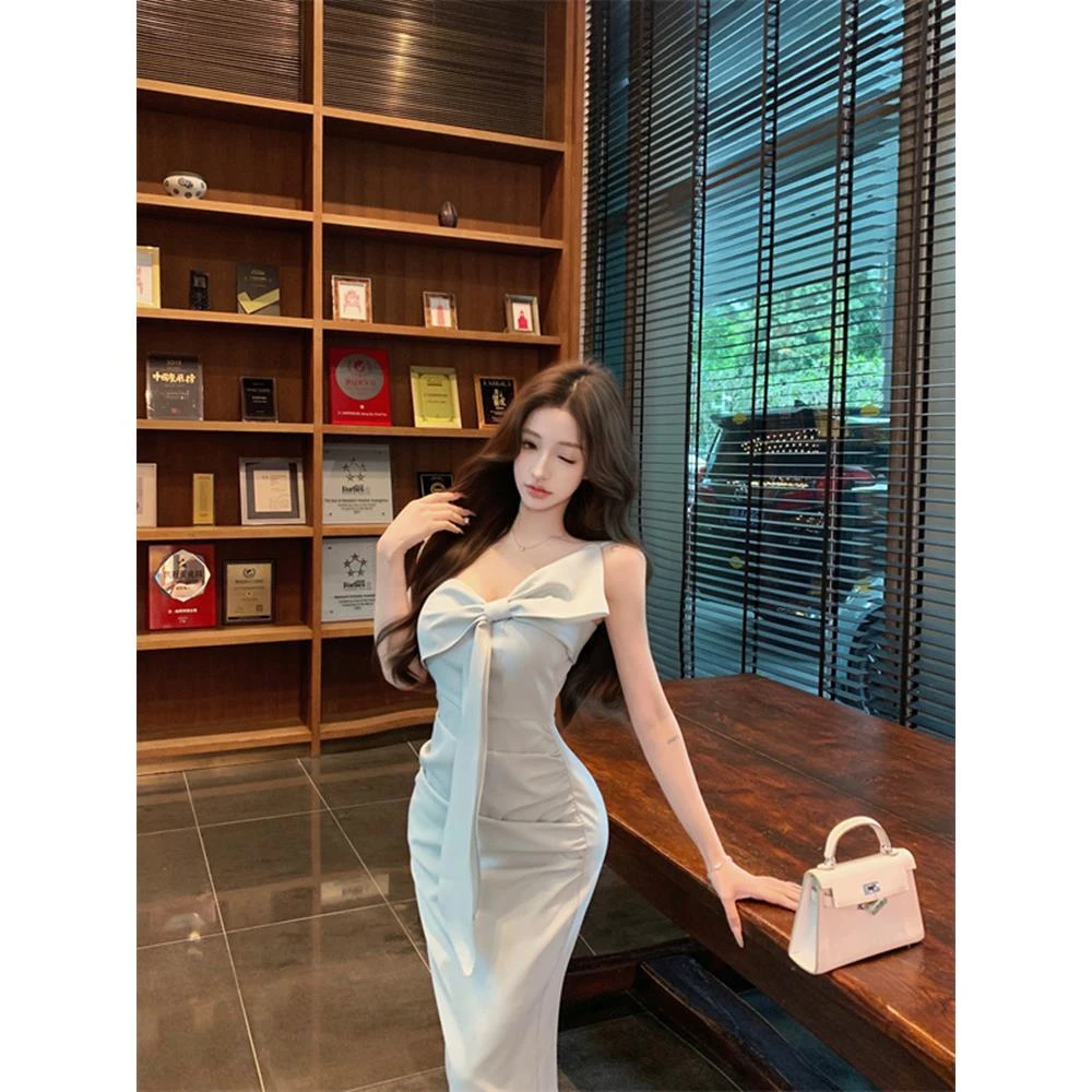 小香风蝴蝶结吊带连衣裙女春夏纯欲性感包臀裙多巴胺绝美抹胸裙子