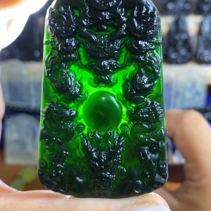 【闪购商品】蛇纹石玉未镶嵌颈饰