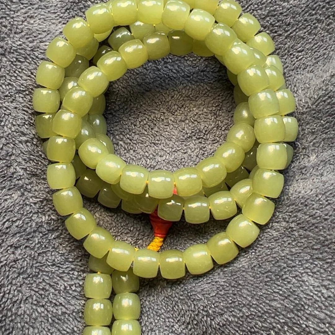 a***气和田玉未镶嵌挂件