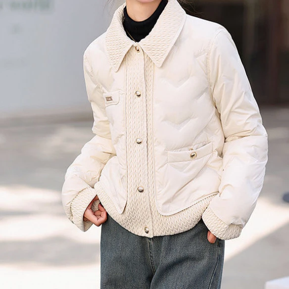 DUCURNO小香风翻领羽绒服女冬季2026年新款时尚轻薄保暖短款外套