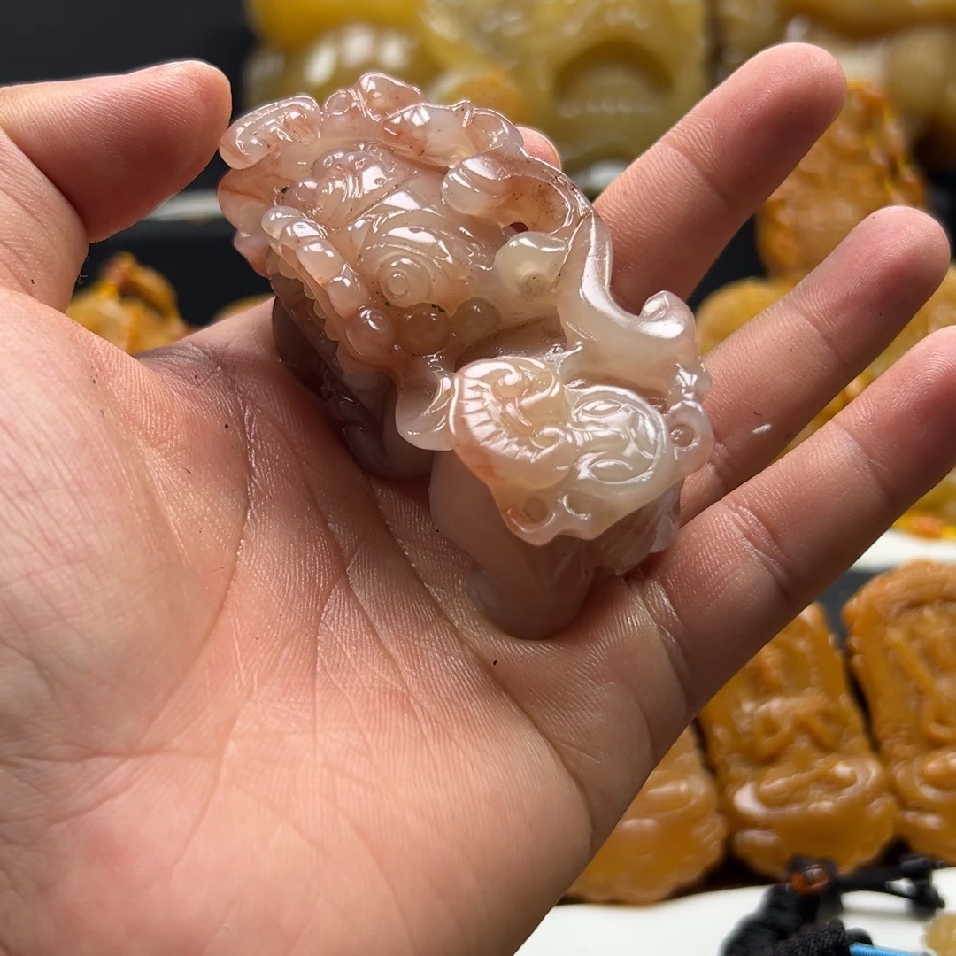石英质玉（黄龙玉）未镶嵌多选发其一