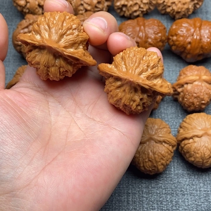 把件文玩核桃公子帽44