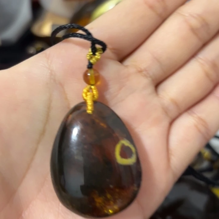 琥珀未镶嵌裸石琥珀吊坠