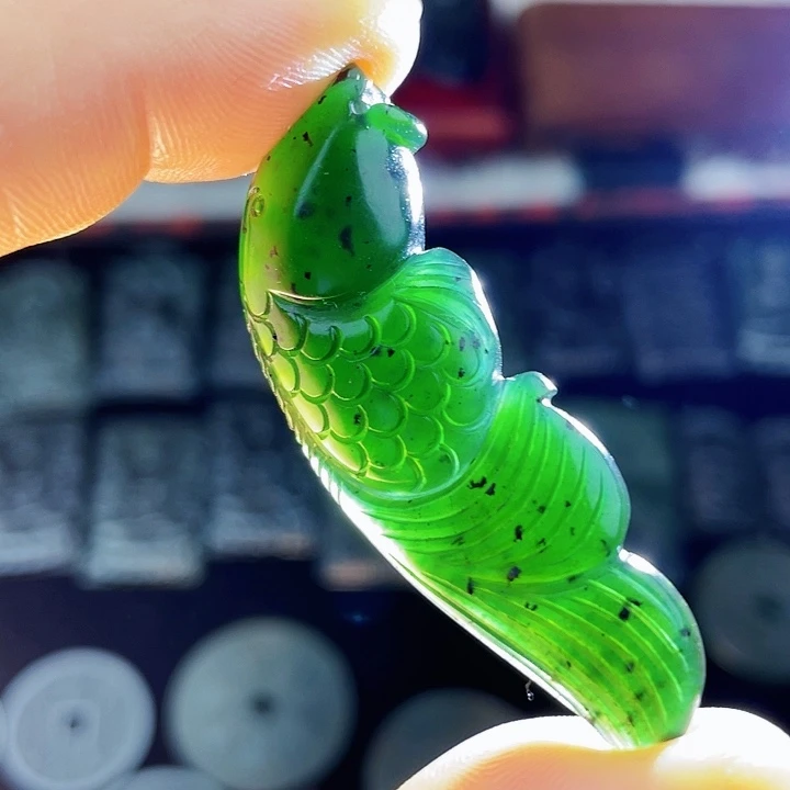 蛇纹石玉未镶嵌挂件