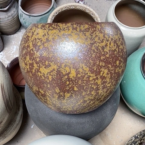 紫砂花盆口23高度27铁锈