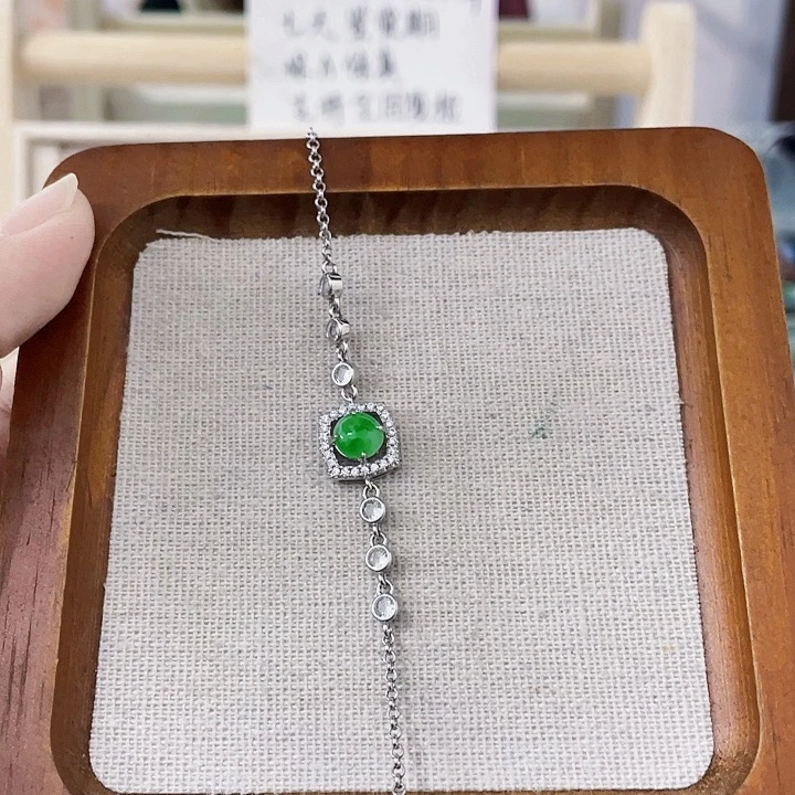 翡翠未镶嵌颈饰天然翡翠Ａ货