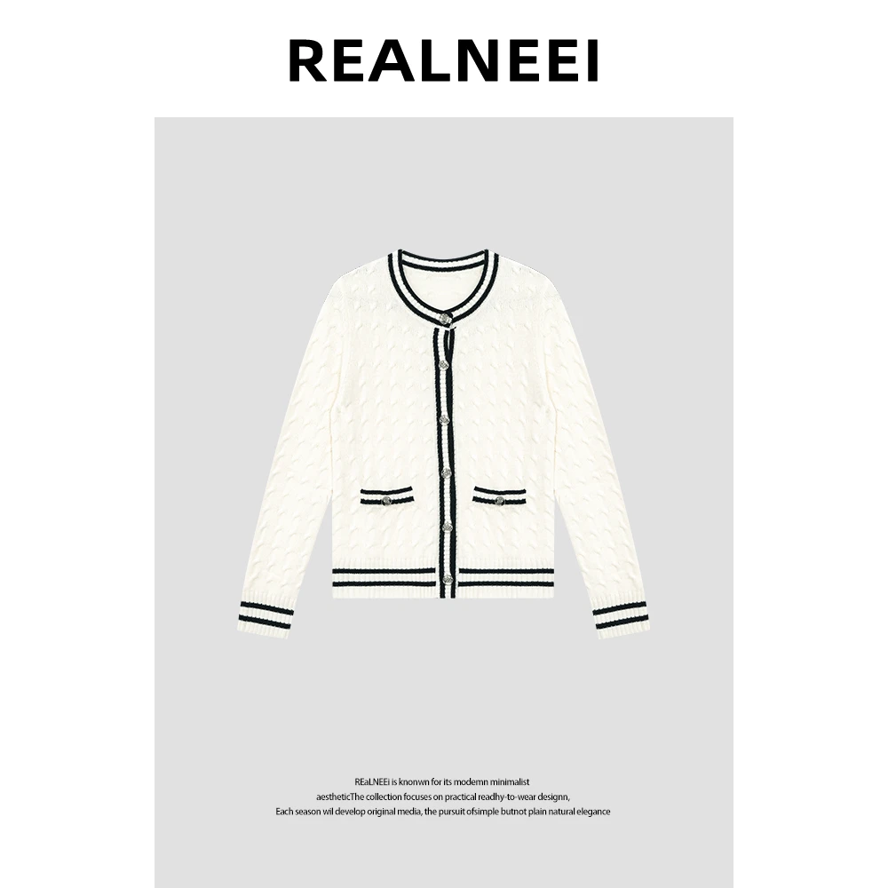 【REALNEE】“羊毛衫”设计款圆领小香风保暖毛衣开衫RLMMT4MY03772
