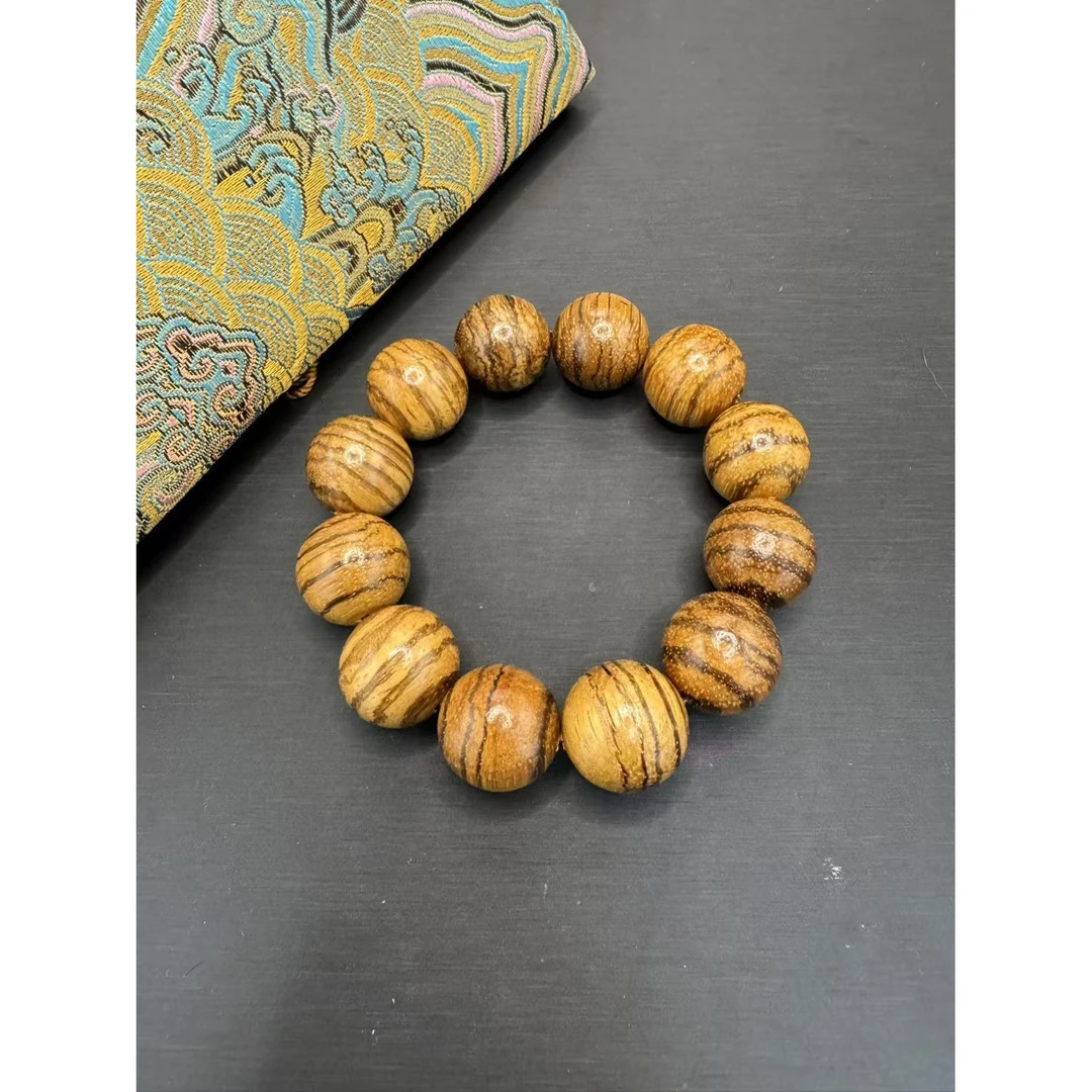 A239时尚精美手串