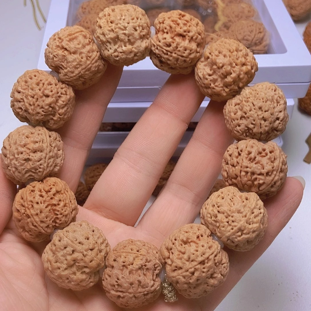 金刚菩提把件5瓣25蜂王