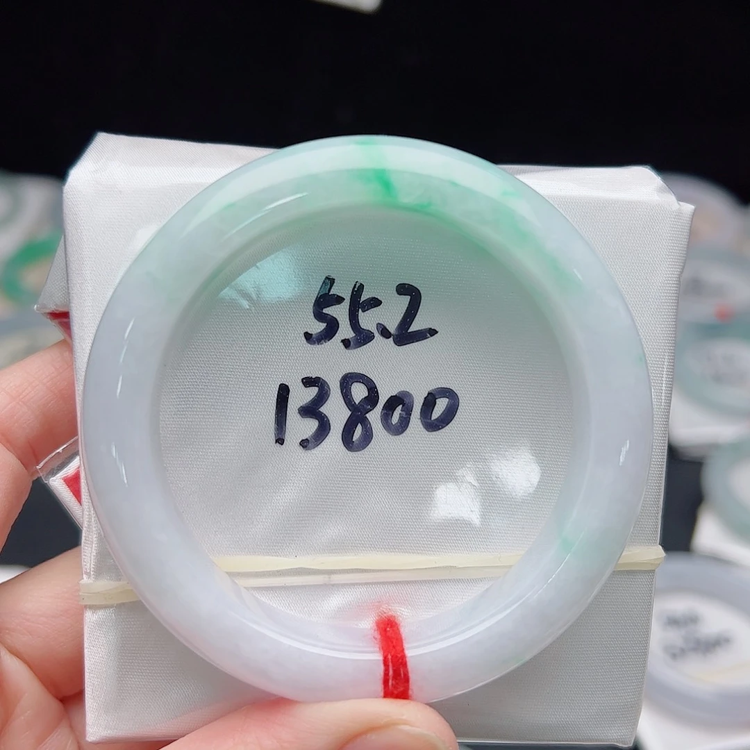 翡翠未镶嵌手镯A货