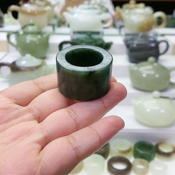 和田玉未镶嵌挂件扳指22.7