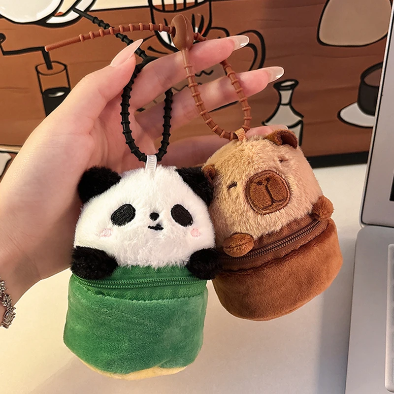 卡皮巴拉创意零钱包可爱儿童便携耳机挂包女毛绒公仔熊猫包包挂饰