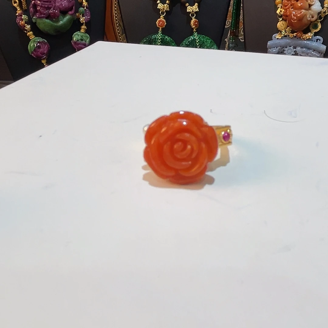 吉***意翡翠未镶嵌项链福利