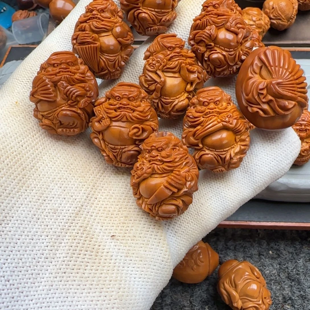 橄榄核吊坠……………………