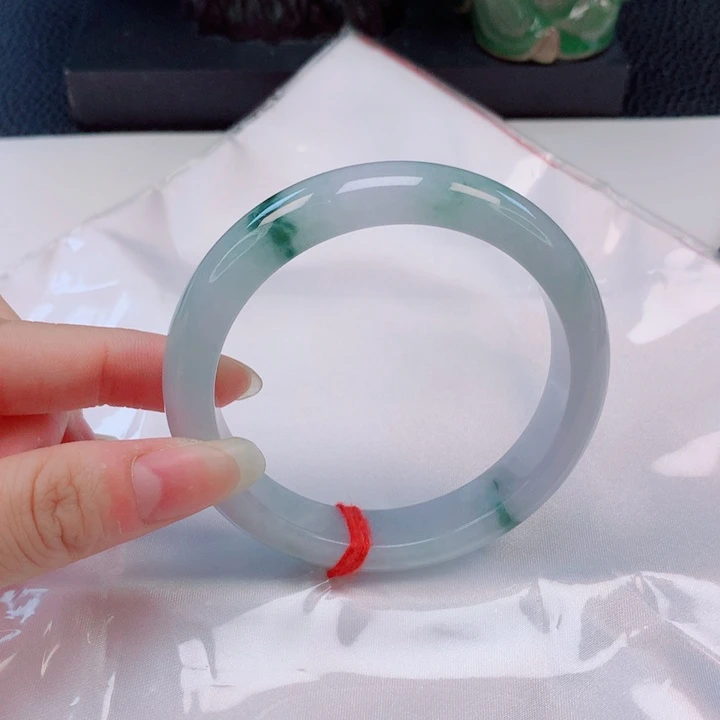 #***服翡翠未镶嵌手镯57圈