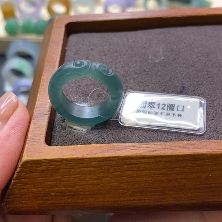 未镶嵌定制翡翠翡翠