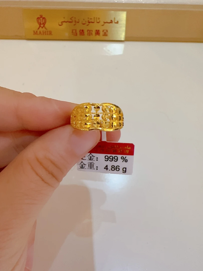 足金戒指4.86克（810/克）实心 活口