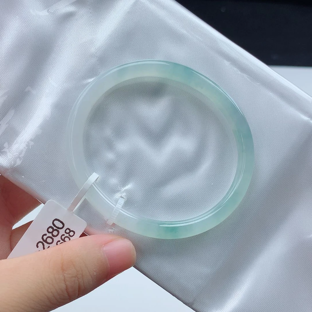 未镶嵌手镯翡翠8号