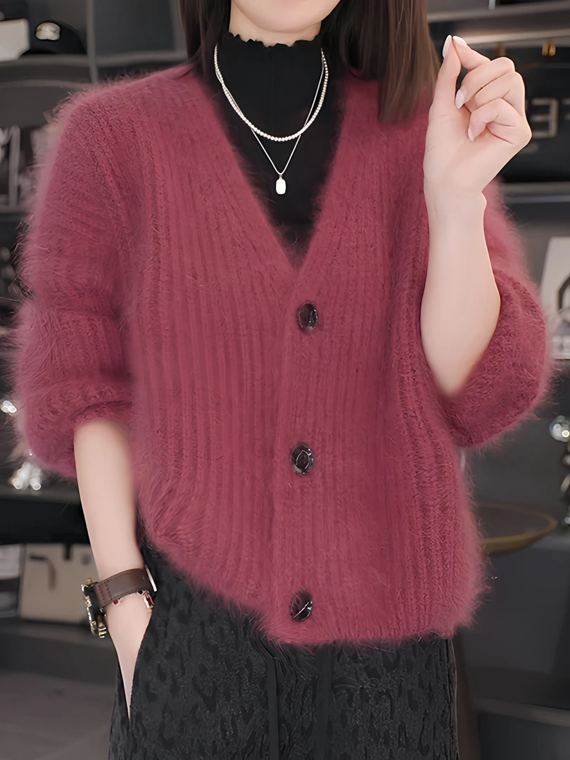 2025秋冬季新款女士时尚超好看V领毛衣外套休闲加厚玫粉色针织衫
