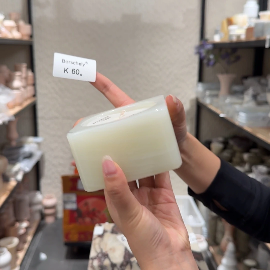 大理石K60。  不差。