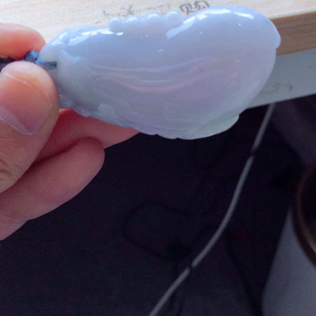 翡翠颈饰未镶嵌吊坠