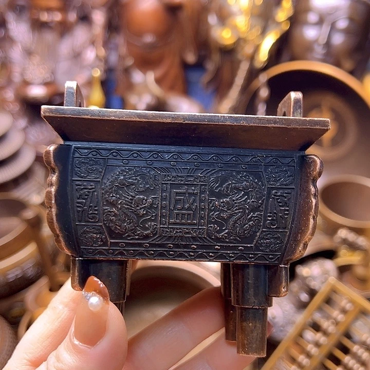 铜1222337888888887877888