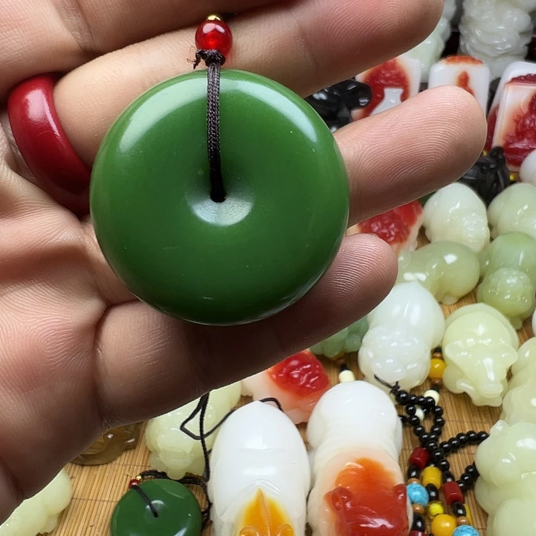 石材昆仑山料平安扣