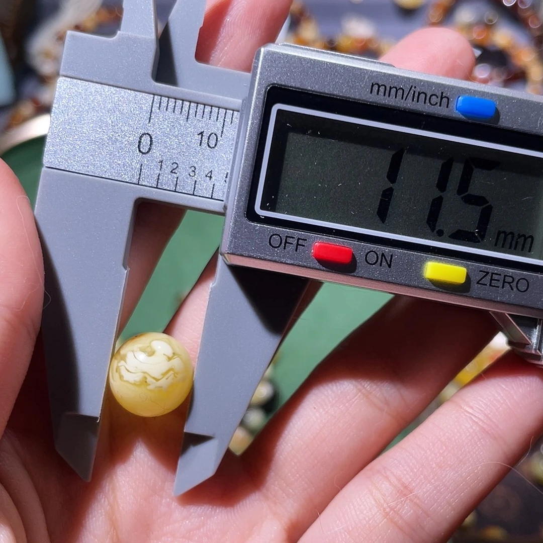 未镶嵌蜜蜡裸石福利