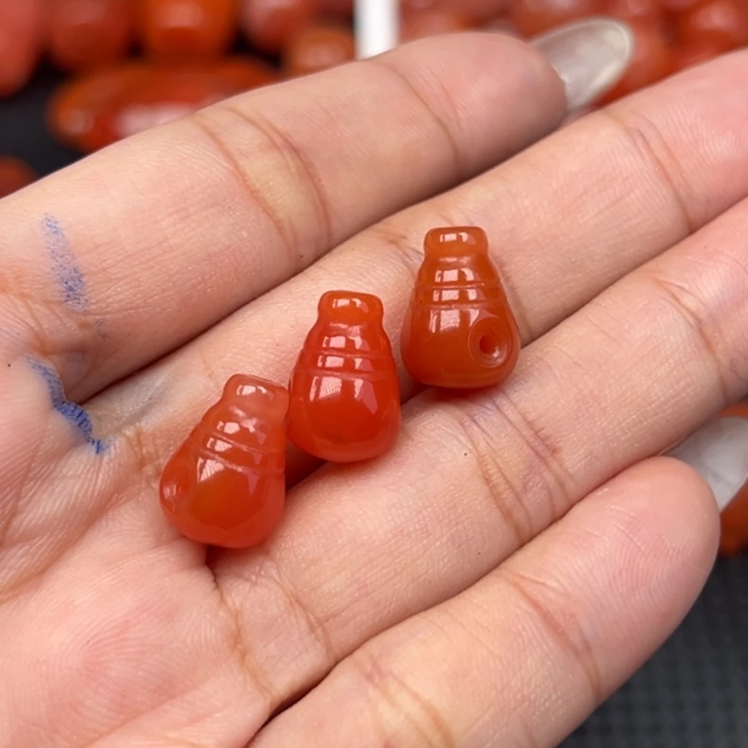 南红玛瑙未镶嵌吊坠(不含链)