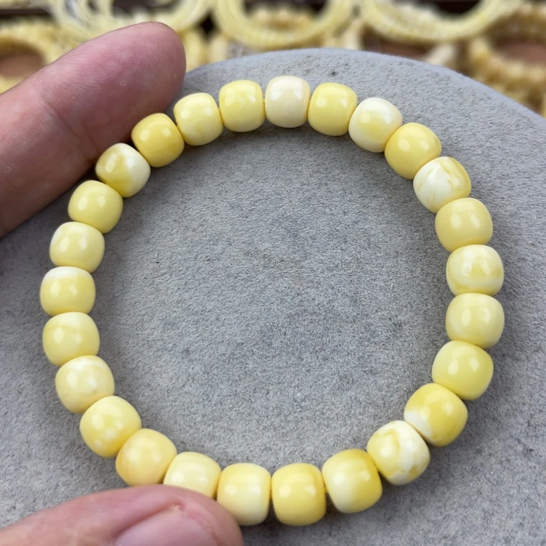蜜蜡未镶嵌手串纯天然俄料奶白花8.5*7.5腕口17+
