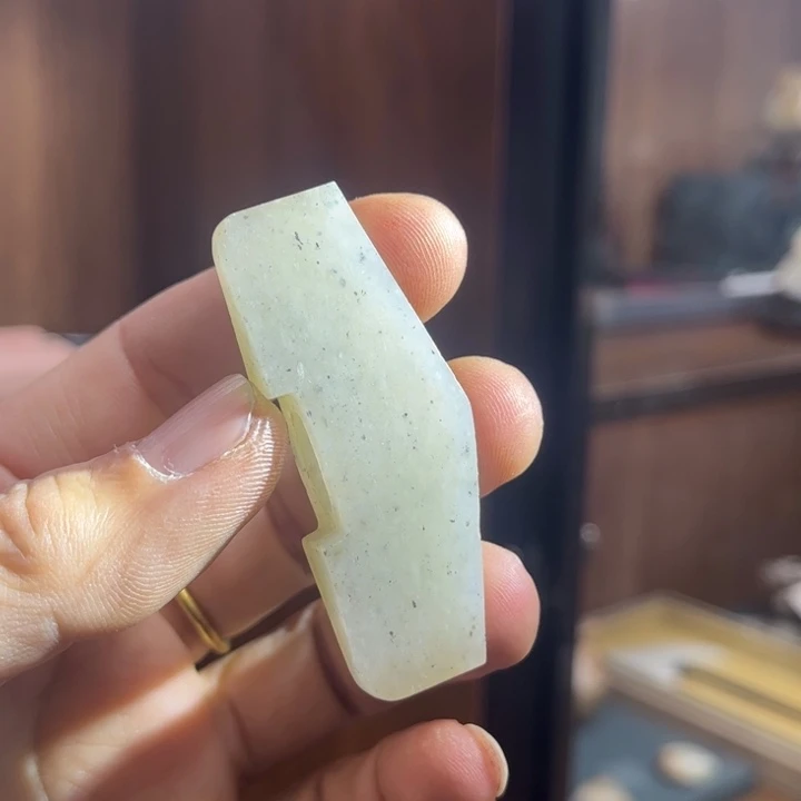 项链未镶嵌和田玉