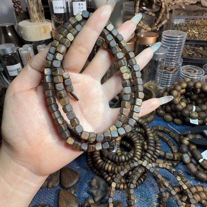 挺***瘦沉香碎屑沉香方糖板头张勺子05多圈老料