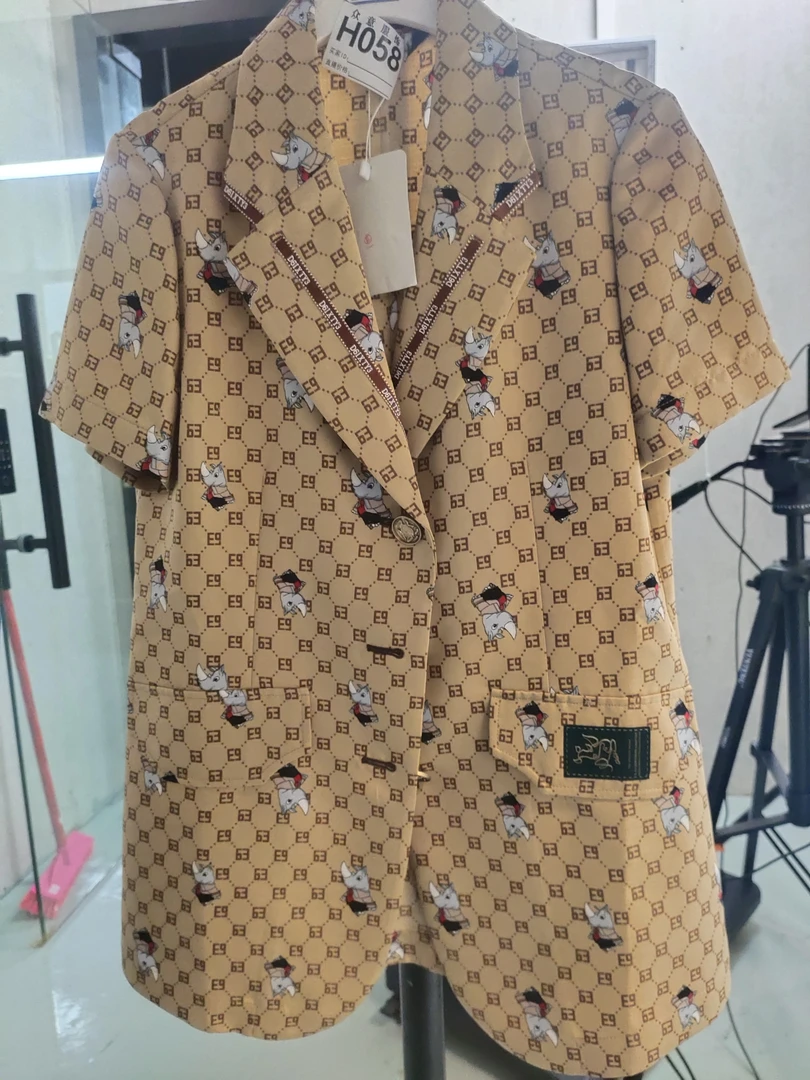 D家-032-短外套68110K72