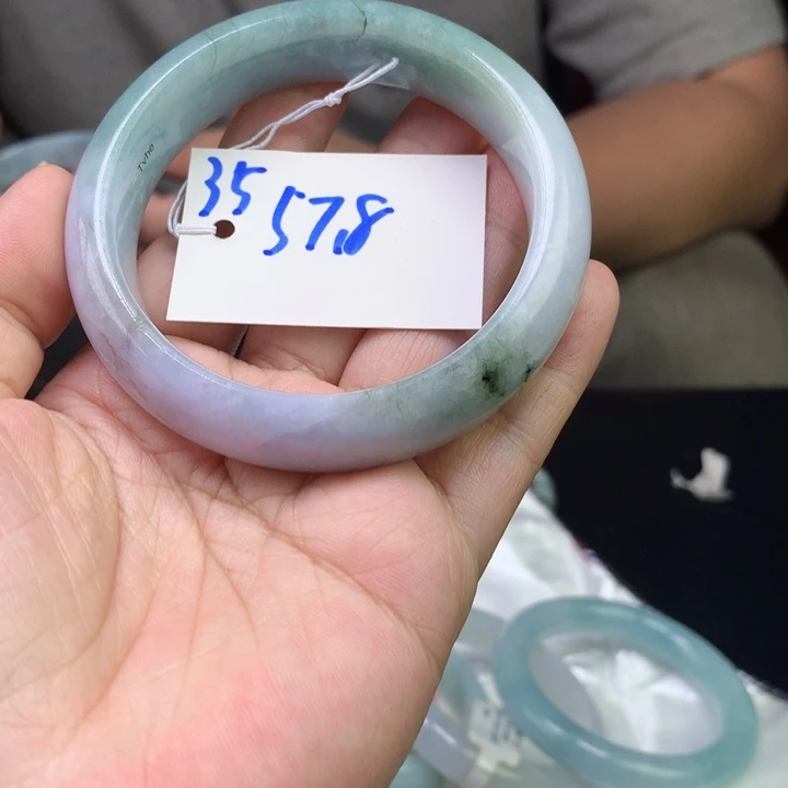 未镶嵌手镯翡翠35