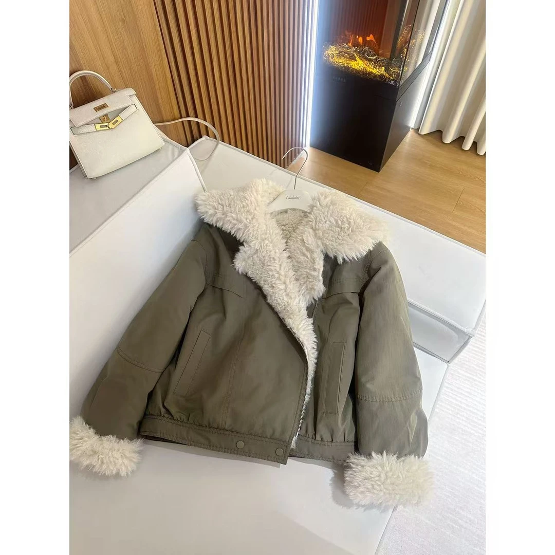 CANTIILAR 露丝大毛毛军绿色翻领外套