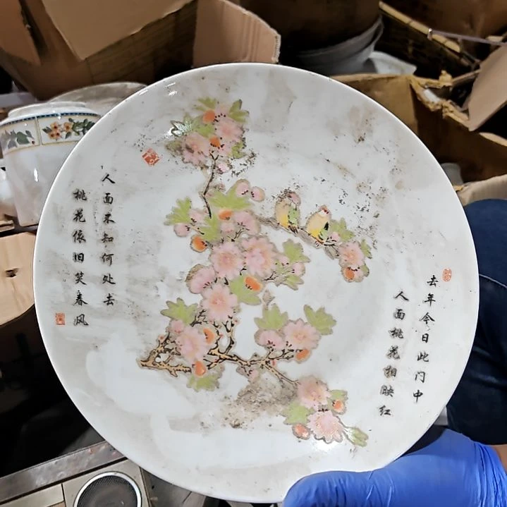 瓷片陶瓷盘子碗啥都有