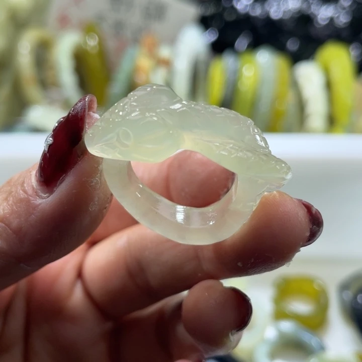 岫玉未镶嵌戒指卡18