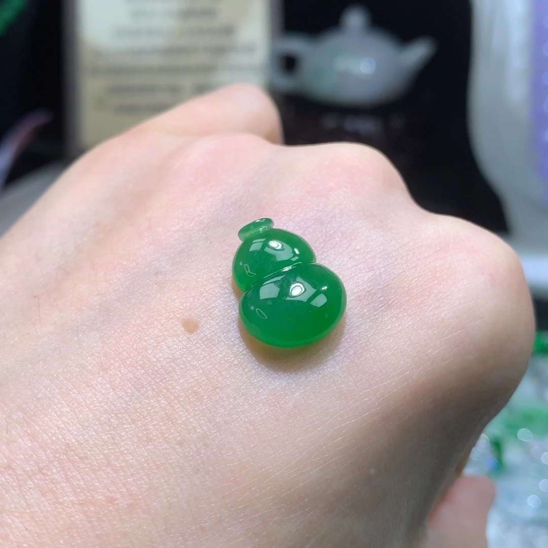 翡翠裸石翡翠葫芦
