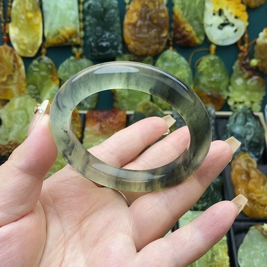 蛇纹石玉未镶嵌颈饰58.4口径