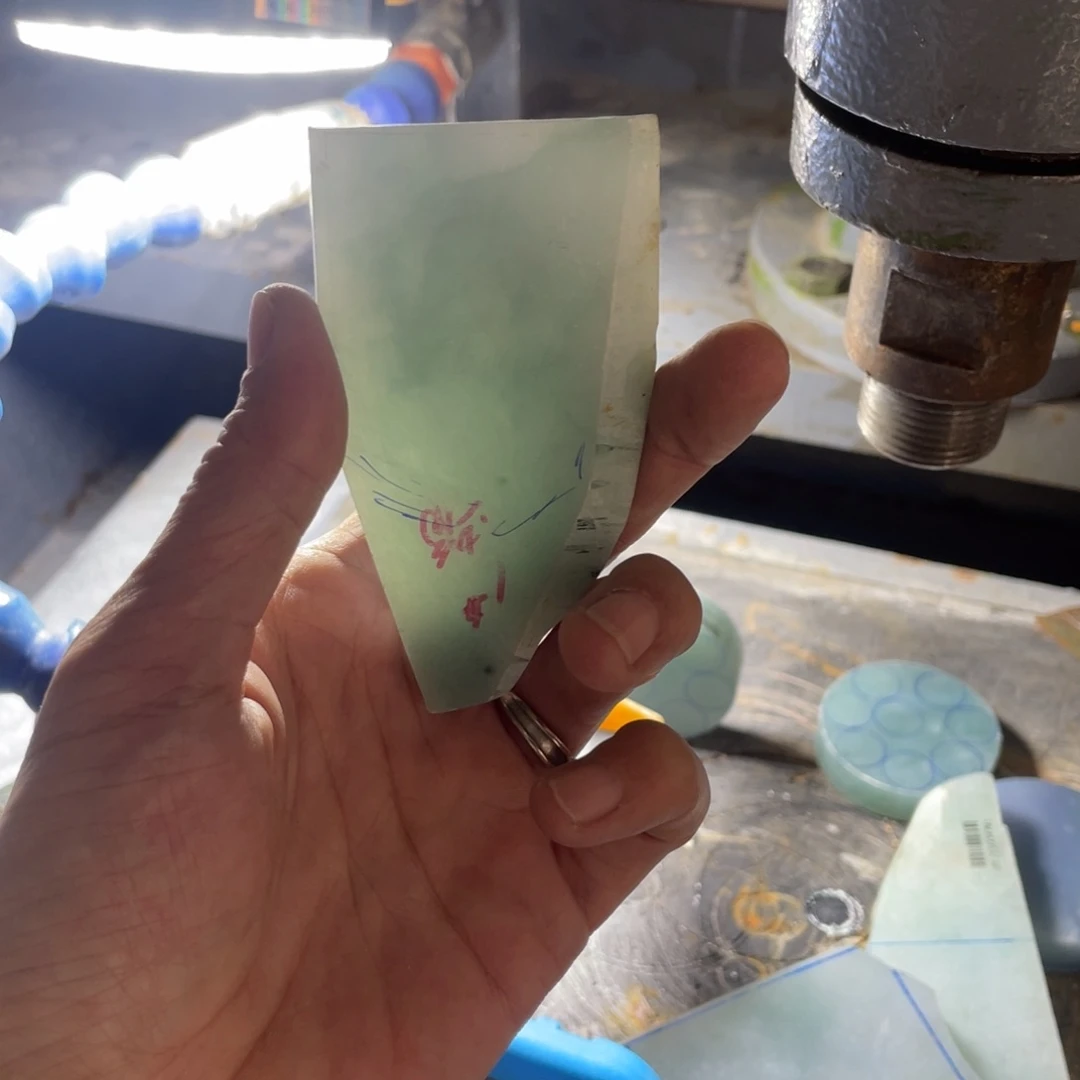 定制翡翠未镶嵌嘉**