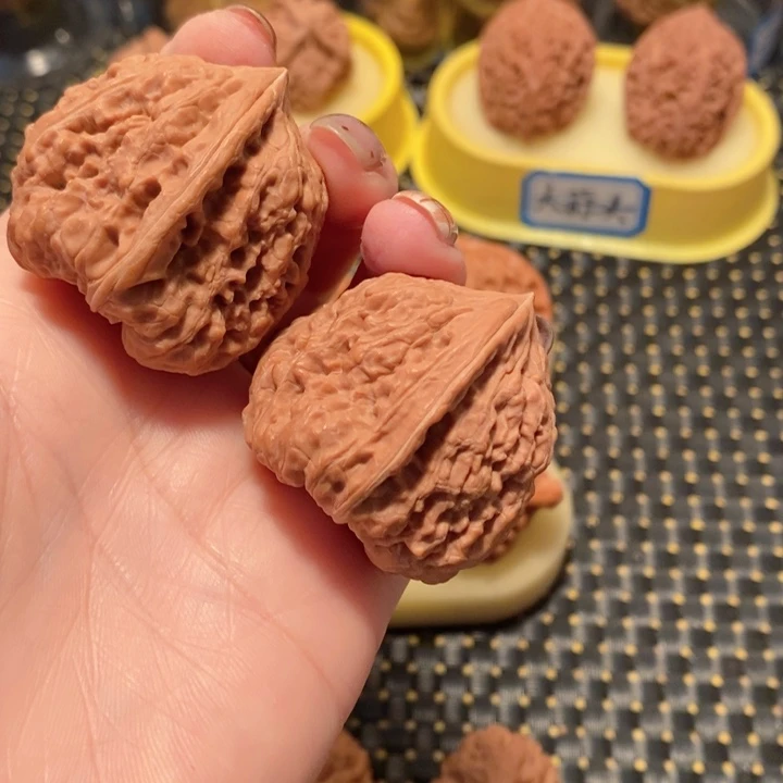 侯***太手串/手链核桃36尺寸凹底
