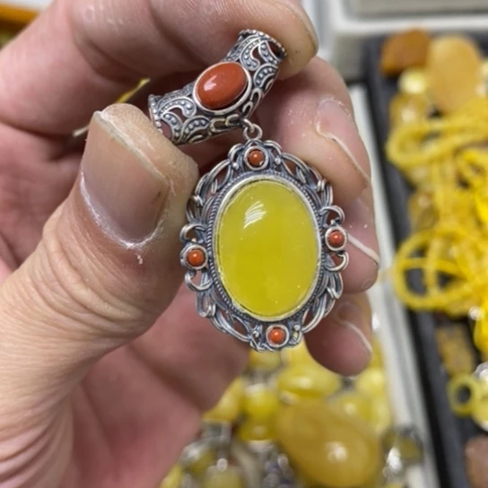 蜜蜡裸石银S925镶嵌吊坠