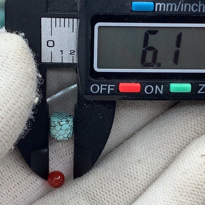 南红玛瑙配饰未镶嵌