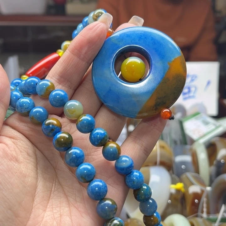 玛瑙/玉髓颈饰未镶嵌