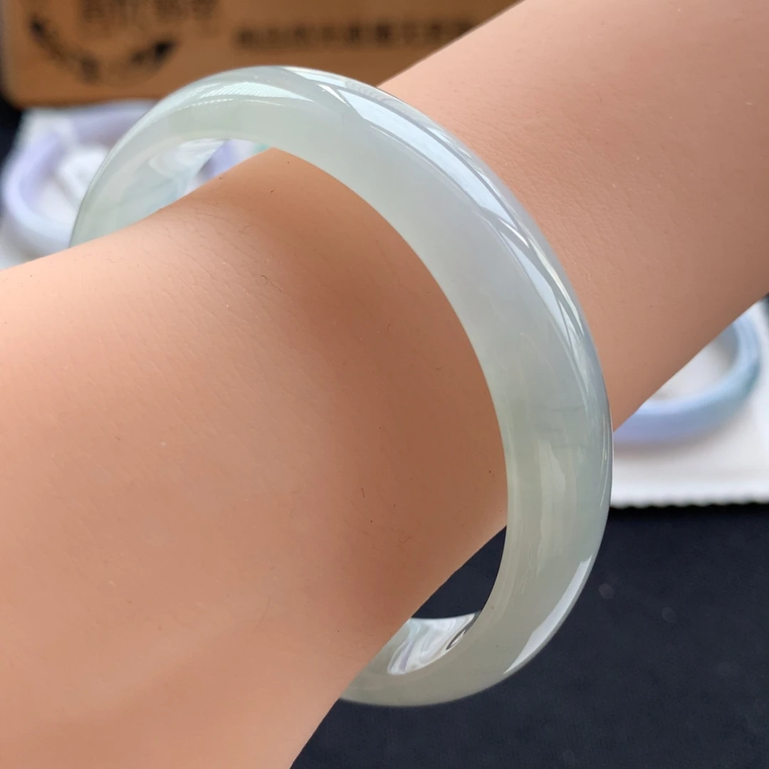 翡翠未镶嵌手镯58正圈