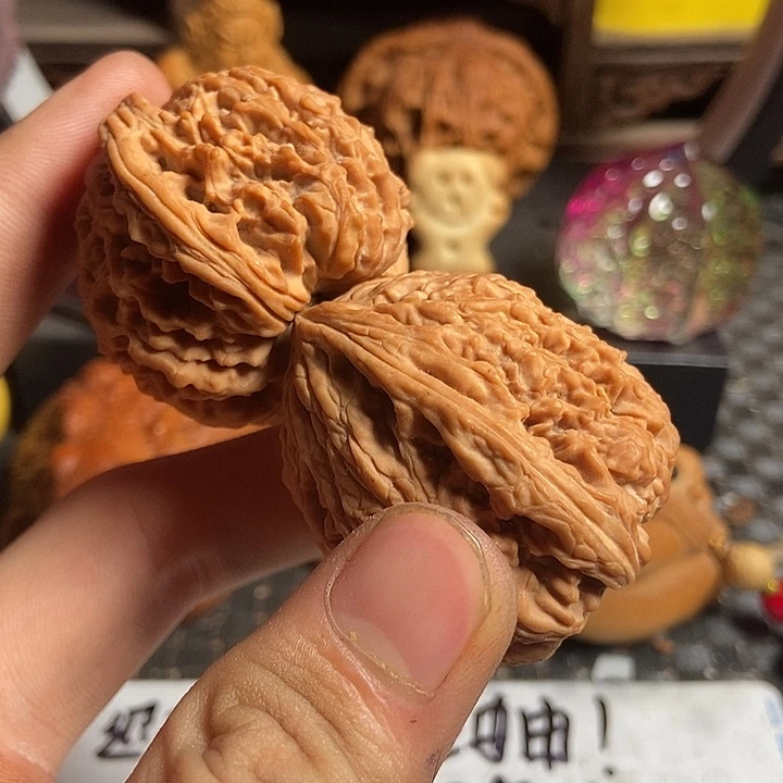 文玩核桃吊坠木**森南疆