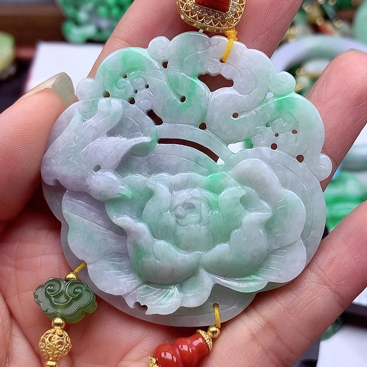 翡翠银S925镶嵌颈饰翡翠