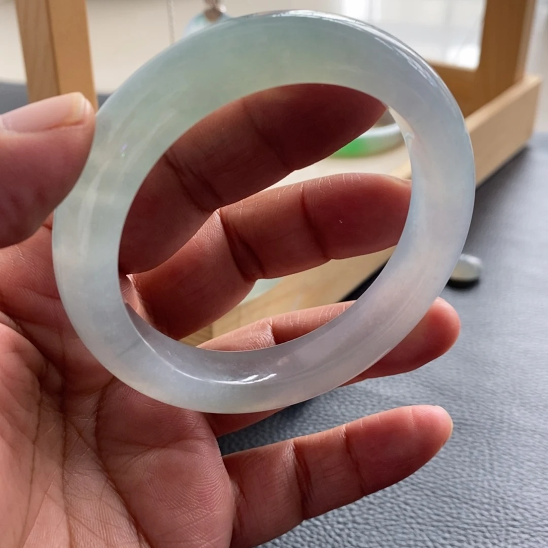 翡翠未镶嵌手镯天然翡翠手镯