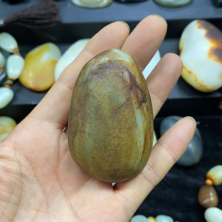 和田玉（糖玉）未镶嵌挂件